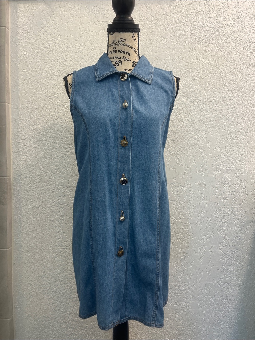 J. Michele - Retro Vintage 90’s Light Blue Denim Sleeveless Button-uUp Dress